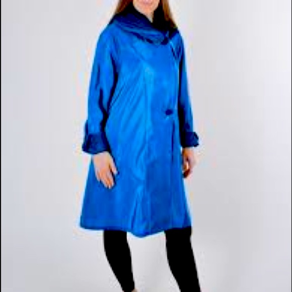 Mycra Pac Short Donatella Raincoat Blue/Ink Reversible Pleated Hood XL New